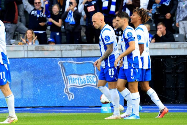 06.09.2026, DEU GER, Fussball , 2.Fussballbundesliga , Spieltag, Saison 2026 2027, Berliner Olympiastadion, Hertha BSC vs. 1.FC Magdeburger nach dem 2:1 durch Oluwaseum Adewumi ( Hertha BSC Berlin 19 ), Josip Brekalo ( Hertha BSC Berlin 7 ), Jon Dagur Thorsteinsson ( Hertha BSC Berlin 23 ) 2. Liga: DFB DFL regulations prohibit any use of photographs as image sequences and or quasi-video) Berlin Berliner Olympiastadion Berlin Deutschland *** September 6, 2026, Germany, Soccer, Bundesliga 2, Matchday, 2026–2027 Season, Berlin Olympic Stadium, Hertha BSC vs. 1. FC Magdeburg after the 2–1 win by Oluwaseum Adewumi (Hertha BSC Berlin 19), Josip Brekalo (Hertha BSC Berlin 7), Jon Dagur Thorsteinsson, Hertha BSC Berlin 23. 2 DFB DFL regulations prohibit any use of photographs as image sequences and or quasi-video. Berlin, Berlin Olympic Stadium, Berlin, Germany Copyright: xNordphotox xEnglerx