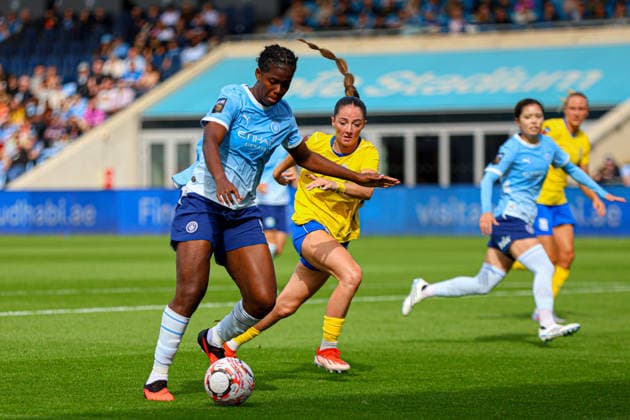 MANCHESTER, ENGLAND - September 6: Khadija Bunny Shaw of Manchester City lines up a shot during the Barclays Womens Super League game between Manchester City and Birmingham City at Joie Stadium on September 6, 2026 in Manchester, England. (Photo by Natalie Mincher Sports Press Photo) Copyright: xNataliexMincher SPPx Sportspressphoto_SPR224750
