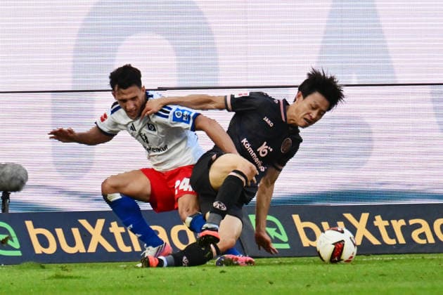 06.09.2026,GER Fußball, Männer, 1.BL, Spieltag 2, Saison 2026 2027, Hamburg, Hamburger SV vs 1.FSV Mainz 05 Nicolas Capaldo (HSV 24) versucht sich gegen Jae-sung Lee (Mainz 05 07) durchzusetzen DFB DFL regulations prohibit any use of photographs as image sequences and or quasi-video) Hamburg Volksparkstadion Hamburg Deutschland *** September 6, 2026, German Soccer, Men s, 1st Division, Matchday 2, 2026–2027 Season, Hamburg, Hamburger SV vs. 1. FSV Mainz 05: Nicolas Capaldo (HSV 24) tries to get past Jae-sung Lee (Mainz 05 07). DFB and DFL regulations prohibit any use of photographs as image sequences and or quasi-video. Hamburg Volksparkstadion, Hamburg, Germany Copyright: xnordphotoxGmbH xWitkex
