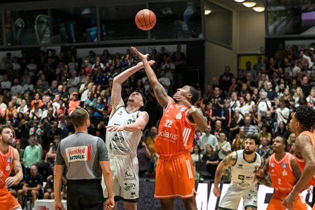 easyCredit Basketball Bundesliga, Testspiel, Niners Chemnitz - Legia Warschau 06.09.2026 ab 15.00 Uhr Chemnitz, Chemnitz Arena Im Foto: 22 Nighaeal Ceaser, Zach Freemantle easyCredit Basketball Bundesliga, Testspiel, Niners Chemnitz - Legia Warschau Chemnitz Sachsen Deutschland Copyright: xEHLxMedia MichelxKöhlerx 20260609-Niners-Chemnitz-Legia-Warschau_002