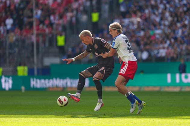 Phillip Tietz (1. FSV Mainz 05, 09), Sebastian Bornauw (Hamburger SV, 33) GER, Hamburger SV vs. 1. FSV Mainz 05, Fußball, 1. Bundesliga, Spieltag 02, Saison 2026 2027, 06.09.2026 DFL REGULATIONS PROHIBIT ANY USE OF PHOTOGRAPHS AS IMAGE SEQUENCES AND OR QUASI-VIDEO GER, Hamburger SV vs. 1. FSV Mainz 05, Fußball, 1. Bundesliga, Spieltag 02, Saison 2026 2027, 06.09.2026 Hamburg *** Phillip Tietz, 1 FSV Mainz 05, 09, Sebastian Bornauw, Hamburger SV, 33 GER, Hamburger SV vs. 1 FSV Mainz 05, Soccer, 1. Bundesliga, Matchday 02, 2026–2027 Season, September 6, 2026 DFL regulations prohibit any use of photographs as image sequences and or quasi-video GER, Hamburger SV vs. 1 FSV Mainz 05, soccer, 1st Bundesliga, Matchday 02, 2026–2027 Season, September 6, 2026, Hamburg Copyright: xEibner-Pressefoto MarcelxvonxFehrnx EP_MFN