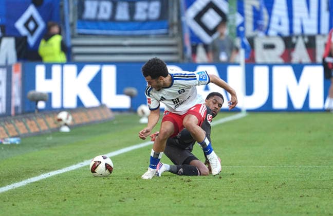 Foto : Zakaria EL OUAHDI ( HSV ) gegen Philipp MWENE ( Mainz ) Fussball Bundesliga , 2. Spieltag am So. 06.09.2026 Hamburger SV - FSV Mainz *** Photo by Zakaria EL OUAHDI: HSV vs. Philipp MWENE, Mainz; Bundesliga, Matchday 2 on Sun, Sept. 6, 2026; Hamburger SV vs. FSV Mainz