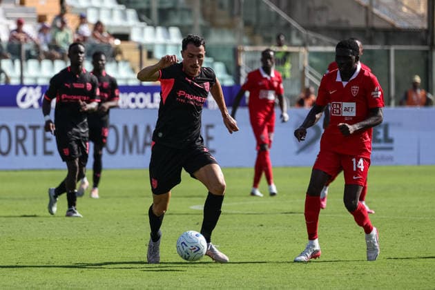 September 6, 2026, Monza: Parma™s Vincent Sierro in action during the italian soccer Serie A match between Parma Calcio 1913 vs AC Monza on sept. 6, 2026 at the Stadio Ennio Tardini in Parma, Italy. ANSA Soccer: Serie A; Parma Vs Monza  - ZUMAa110 20260906_zaf_a110_079 Copyright: xLorenzoxCattanix