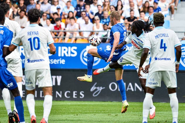FOOTBALL : ESTAC Troyes x AS Monaco - Ligue 1 - JournÃ e 03 - 06 09 2026 Renaud Ripart (ESTAC Troyes) Ismael Doukoure (RC Strasbourg) TroyesFrance  Copyright: xBaptistexAutissierx