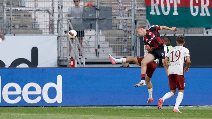 Jonathan Burkardt (Eintracht Frankfurt), Goal scored, erzielt das Tor zum 1:0, celebrate the goal, im Bundesliga-Spiel zwischen Eintracht Frankfurt und dem FC Augsburg in der Deutsche Bank Park, Frankfurt am Main, Deutschland, am 6. September 2026. in action during the Bundesliga match between Eintracht Frankfurt and FC Augsburg at the Deutsche Bank Park, Frankfurt am Main, Germany, on September 6, 2026. DFB DFL REGULATIONS PROHIBIT ANY USE OF PHOTOGRAPHS AS IMAGE SEQUENCES AND OR QUASI-VIDEO, *** Jonathan Burkardt of Eintracht Frankfurt scores the 1-0 goal and celebrates during the Bundesliga match between Eintracht Frankfurt and FC Augsburg at Deutsche Bank Park in Frankfurt am Main, Germany, on September 6, 2026, in action during the Bundesliga match between Eintracht Frankfurt and FC Augsburg at Deutsche Bank Park in Frankfurt am Main, Germany, on September 6, 2026 DFB and DFL regulations prohibit any use of photographs as image sequences and or quasi-video, Copyright: HMBxMedia xHeikoxBecker