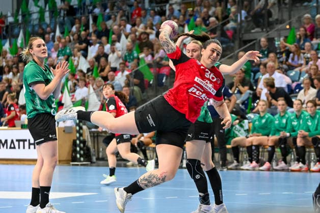 Marcela Arounian (Thueringer HC, 36) wirft VfL Oldenburg vs. Thueringer HC, ALSCO Handball Bundesliga Frauen, 2. Spieltag, Saison 2026 2027, 06.09.2026, VfL Oldenburg vs. Thueringer HC, ALSCO Handball Bundesliga Frauen, 2. Spieltag, Saison 2026 2027, 06.09.2026 Oldenburg *** Marcela Arounian of Thueringer HC, age 36, scores in the match between VfL Oldenburg and Thueringer HC, ALSCO Women s Handball Bundesliga, Matchday 2, 2026–2027 season, September 6, 2026, VfL Oldenburg vs. Thueringer HC, ALSCO Women’s Handball Bundesliga, Matchday 2, 2026–2027 season, September 6, 2026, Oldenburg Copyright: xEibner-Pressefoto RobertxGertzenx EP_RGN