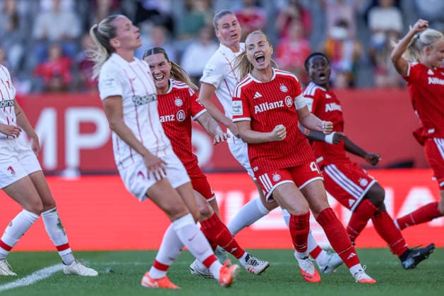 GER, München, FC Bayern München vs SC Freiburg, Google Pixel Frauen Bundesliga, Fussball, DFB, Spielzeit 2026 2027, FC Bayern Campus, 3. Spieltag im Bild v.l.: Vanessa Gilles (FC Bayern München Frauen 2) erzielt das 2:0, Tor, Jubel und Freude, Emotionen DFB DFL REGULATIONS PROHIBIT ANY USE OF PHOTOGRAPHS AS IMAGE SEQUENCES AND OR QUASI-VIDEO, 06.09.2026 *** GER, Munich, FC Bayern Munich vs. SC Freiburg, Google Pixel Women s Bundesliga, Soccer, DFB, 2026–2027 Season, FC Bayern Campus, Matchday 3 in pictures: from left, Vanessa Gilles of FC Bayern Munich Women’s 2 scores the 2–0 goal; celebration and joy; emotions. DFB and DFL regulations prohibit any use of photographs as image sequences and or quasi-video, September 6, 2026 Copyright: HMBxMedia HendrikxHamelau