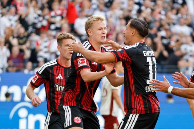 Torjubel Eintracht Frankfurt beim 1:0 durch Jonathan Burkardt (Eintracht Frankfurt, 09), Freude, Begeisterung, positive Emotionen, Torerfolg , Deutschland, Fussball, 1. Bundesliga, 2.Spieltag, 2026 2027, Eintracht Frankfurt vs. FC Augsburg, 06.09.2026, Frankfurt am Main Deutsche-Bank-Park Deutschland *** Eintracht Frankfurt celebrates Jonathan Burkardt s 1-0 goal; Eintracht Frankfurt, 09; joy, excitement, positive emotions, goal, Germany, soccer, Bundesliga 1, Matchday 2, 2026–2027, Eintracht Frankfurt vs. FC Augsburg, September 6, 2026, Frankfurt am Main, Deutsche Bank Park, Germany Copyright: xGrantxHubbsx