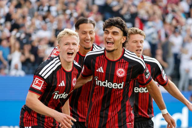Torjubel Eintracht Frankfurt beim 1:0 durch Jonathan Burkardt (Eintracht Frankfurt, 09), Freude, Begeisterung, positive Emotionen, Torerfolg , Deutschland, Fussball, 1. Bundesliga, 2.Spieltag, 2026 2027, Eintracht Frankfurt vs. FC Augsburg, 06.09.2026, Frankfurt am Main Deutsche-Bank-Park Deutschland *** Eintracht Frankfurt celebrates Jonathan Burkardt s 1-0 goal; Eintracht Frankfurt, 09; joy, excitement, positive emotions, goal, Germany, soccer, Bundesliga 1, Matchday 2, 2026–2027, Eintracht Frankfurt vs. FC Augsburg, September 6, 2026, Frankfurt am Main, Deutsche Bank Park, Germany Copyright: xGrantxHubbsx