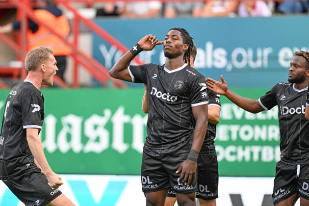 260906 KV Kortrijk vs Zulte Waregem Hemsley Akpa (90) of Zulte-Waregem celebrates after scoring the 0-1 goal during the Jupiler Pro League season 2026 - 2027 matchday 5 game between KV Kortrijk and SV Zulte Waregem on September 6 , 2026 in Kortrijk, Belgium. (Photo by David Catry Isosport) Kortrijk Belgium  Copyright: xDavidxCatryx 20260906DC2_0566