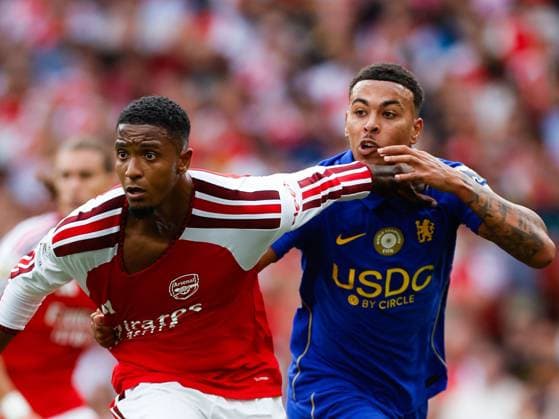 Ezri Konsa of Arsenal and Morgan Rogers of Chelsea battle together Arsenal v Chelsea, Premier League, Football, Emirates Stadium, London, UK - 06 Sep 2026London Emirates Stadium United Kingdom EDITORIAL USE ONLY No use with unauthorised audio, video, data, fixture lists, club league logos or live services. Online in-match use limited to 120 images, no video emulation. No use in betting, games or single club league player publications.  Copyright: xMattxImpey Shutterstockx 17137590at