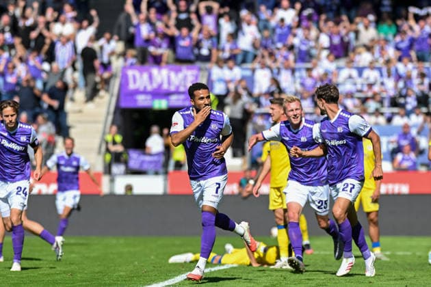 2. Bundesliga - 26 27 - VfL Osnabrück - Eintracht Braunschweig am 06.09.2026 an der Bremer Brücke in Osnabrück Jubel, Torjubel, Torschuetze, Torschütze Daniel Kyereh (Osnabrueck) jubelt nach seinem Tor zum 1:0. *** 2. Bundesliga, Matchday 26, VfL Osnabrück vs. Eintracht Braunschweig on September 6, 2026, at the Bremer Brücke in Osnabrück—Cheers, goal celebrations, Goal scorers, goal scorer Daniel Kyereh; Osnabrück celebrates after his goal to make it 1–0 MT