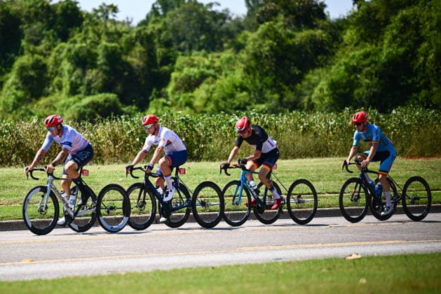 2026 UCI Para-cycling Road World Championships Picture by Olly Hassell SWpix.com - 06 09 2026 - Cycling - 2026 UCI Para-cycling Road World Championships - Huntsville, Alabama, United States of America - Men T1 T2 Road Race - Dennis Connors (USA), Felix Barrow (Great Britain), Maximilian Jäger (Germany), Tim Celen (Belgium) Huntsville Cummings Research Park United States of America Copyright: x xSWpix.comx(t axPhotographyxHubxLtd)xOllyxHassell SWpix.comx SWP-3030-23089