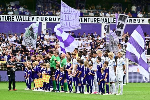 RSC Anderlecht v KRC Genk - Jupiler Pro League ANDERLECHT, BELGIUM - SEPTEMBER 06 : The teams line up during the Jupiler Pro League match between RSC Anderlecht and KRC Genk on September 6, 2026 in Anderlecht, Belgium, 06 09 2026 Anderlecht Belgium  Copyright: xPeterxDexVoechtx