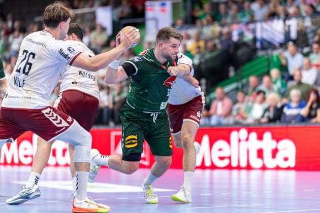 (L-R) Tom Wolf (TuSEM Essen, 26), Ian Weber (GWD Minden, 13), Felix Eissing (TuSEM Essen, 21) GER, GWD Minden vs. TuSEM Essen, Handball, 2. Bundesliga, 2. Spieltag, Spielzeit 2026 2027, 06.09.2026 GER, GWD Minden vs. TuSEM Essen, Handball, 2. Bundesliga, 2. Spieltag, Spielzeit 2026 2027, 06.09.2026 Minden Copyright: xEibner-Pressefoto JanxRollingerx EP_JSK