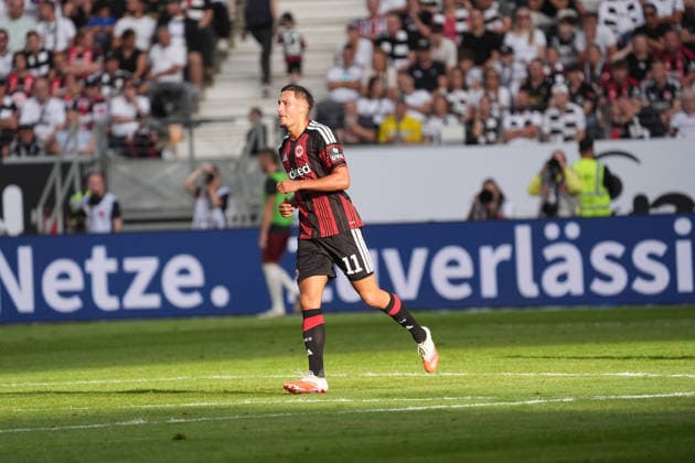 Younes Ebnoutalib (Eintracht Frankfurt) - 06.09.2026 Bundesliga, Saison 26 27: Eintracht Frankfurt vs. FC Augsburg, Deutsche Bank Park, 2. Spieltag *** Younes Ebnoutalib Eintracht Frankfurt September 6, 2026 Bundesliga, 2026–27 Season Eintracht Frankfurt vs. FC Augsburg, Deutsche Bank Park, Matchday 2