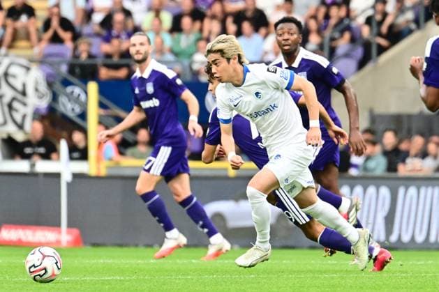 RSC Anderlecht v KRC Genk - Jupiler Pro League ANDERLECHT, BELGIUM - SEPTEMBER 06 : Ito Junya forward of KRC Genk in action during the Jupiler Pro League match between RSC Anderlecht and KRC Genk on September 6, 2026 in Anderlecht, Belgium, 06 09 2026 Anderlecht Belgium  Copyright: xPeterxDexVoechtx