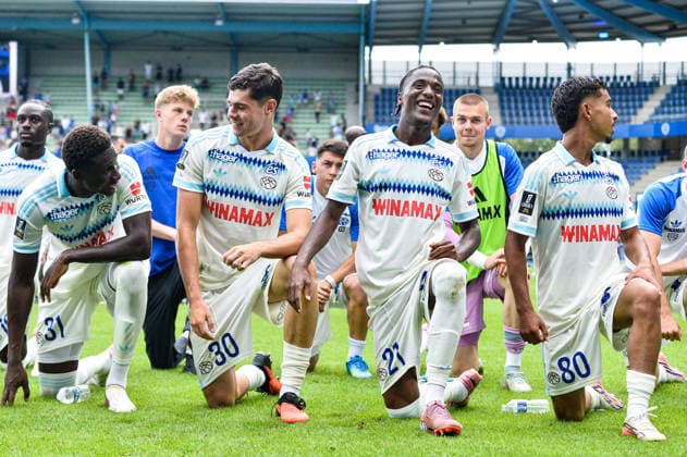 FOOTBALL : ESTAC Troyes x AS Monaco - Ligue 1 - JournÃ e 03 - 06 09 2026 Joie des joueurs du RC Strasbourg apres la victoire contre Estac Troyes TroyesFrance  Copyright: xBaptistexAutissierx