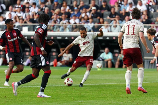 06.09.2026, xovx, Fußball Fußball Bundesliga, Eintracht Frankfurt - FC Augsburg v.l. Raphael Onyedika (Eintracht Frankfurt), Lilian Brassier (Eintracht Frankfurt), Alexis Claude-Maurice (FC Augsburg) mit dem Tor zum 1:3, Michael Gregoritsch (FC Augsburg) (DFL DFB REGULATIONS PROHIBIT ANY USE OF PHOTOGRAPHS as IMAGE SEQUENCES and or QUASI-VIDEO) emspor Frankfurt *** September 6, 2026, xovx, Soccer, Bundesliga, Eintracht Frankfurt vs. FC Augsburg: Raphael Onyedika (Eintracht Frankfurt), Lilian Brassier (Eintracht Frankfurt), Alexis Claude Maurice (FC Augsburg) scores the goal to make it 1–3, Michael Gregoritsch, FC Augsburg. DFL and DFB regulations prohibit any use of photographs as image sequences and or quasi-video by Eintracht Frankfurt.