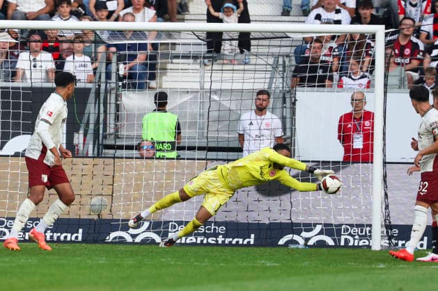 2026.09.06 xjfx Fussball 1. Bundesliga Eintracht Frankfurt - FC Augsburg, goalkeeper Noah Atubolu (Eintracht Frankfurt) in action, with the ball (DFL DFB REGULATIONS PROHIBIT ANY USE OF PHOTOGRAPHS as IMAGE SEQUENCES and or QUASI-VIDEO) *** September 6, 2026 xjfx Soccer 1st Bundesliga Eintracht Frankfurt vs. FC Augsburg, goalkeeper Noah Atubolu of Eintracht Frankfurt in action with the ball. DFL and DFB regulations prohibit any use of photographs as image sequences and or quasi-video. Copyright: HMBxMedia JoaquimxFerreira