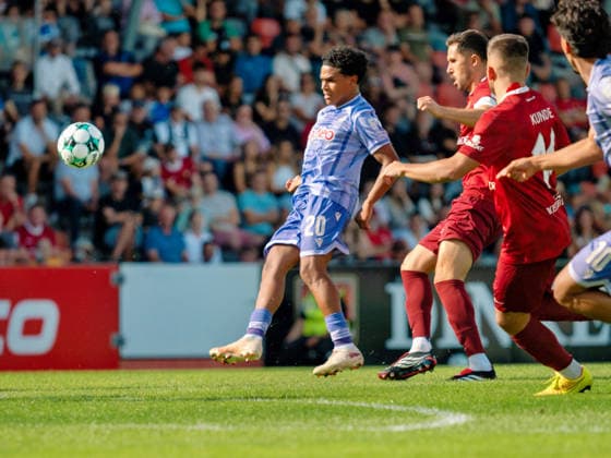 Tiago Poller (TSG Hoffenheim II, 20) am Ball GER, Fussball, SG Sonnenhof Grossaspach vs. TSG Hoffenheim II, 3. Liga, 4. Spieltag, Saison 2026 2027, 06.09.2026 GER, Fussball, SG Sonnenhof Grossaspach vs. TSG Hoffenheim II, 3. Liga, 4. Spieltag, Saison 2026 2027, 06.09.2026 Aspach Copyright: xCarstenxSchweringx EP_CSG