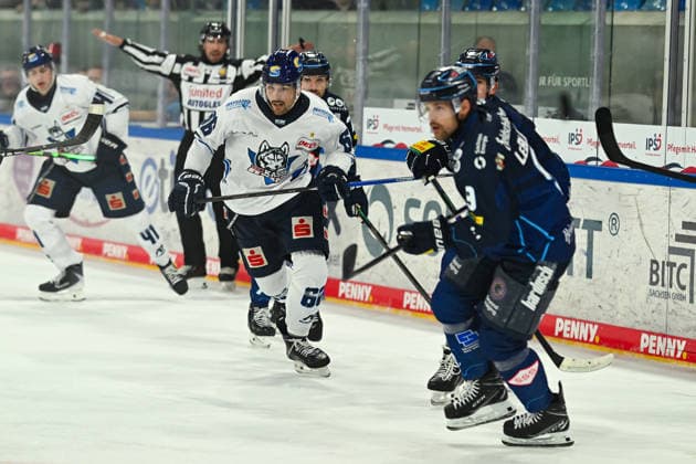 Darren Mieszkowski (EC Kassel Huskies, 66) Dresdner Eisloewen vs. EC Kassel Huskies, Testspiel 2. Eishockey Bundesliga Herren, Spielzeit 2026 2027, 06.09.2026 Dresdner Eisloewen vs. EC Kassel Huskies, Testspiel 2. Eishockey Bundesliga Herren, Spielzeit 2026 2027, 06.09.2026 Dresden *** Darren Mieszkowski, EC Kassel Huskies, 66 Dresdner Eisloewen vs. EC Kassel Huskies, Exhibition Game 2, Men s Ice Hockey Bundesliga, 2026–2027 Season, September 6, 2026, Dresdner Eisloewen vs. EC Kassel Huskies, Exhibition Game 2, Men’s Ice Hockey Bundesliga, 2026–2027 season, September 6, 2026, Dresden Copyright: xEibner-Pressefoto xHoepnerx EP_PHR
