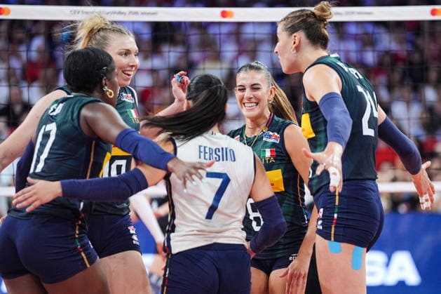 Italy v Turkiye - CEV EuroVolley 2026 ISTANBUL, TURKIYE - SEPTEMBER 6: Italy national volleyball team players celebrate during the final match between Italy and Turkiye at the CEV EuroVolley 2026 Women s European Volleyball Championship at Sinan Erdem Sports Hall in Istanbul, Turkiye, on September 6, 2026. Cemal Yurttas Anadolu Istanbul Turkey. Editorial use only. Please get in touch for any other usage.  Copyright: x2026xAnadoluxCemalxYurttasx