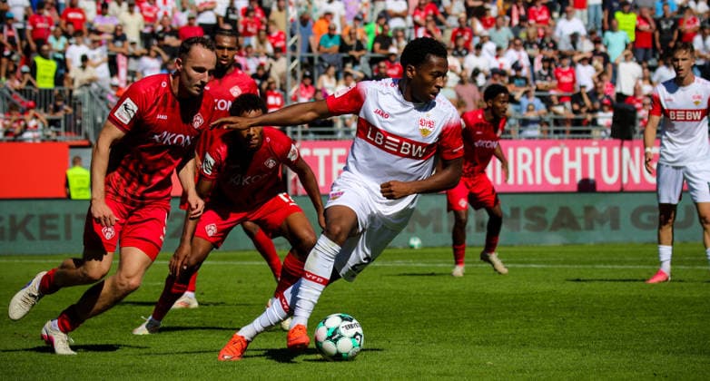Würzburg , Fußball 3. Liga FC Würzburger Kickers vs. VfB Stuttgart II , Jarzinho Malanga ( VfB )