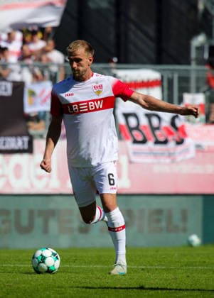 Würzburg , Fußball 3. Liga FC Würzburger Kickers vs. VfB Stuttgart II , Alexander Groiß ( VfB )