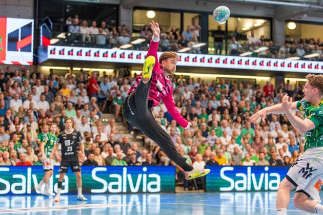 Sport Bilder des Tages 06.09.26 FRISCH AUF Göppingen - THW Kiel Deutschland, Göppingen, 06.09.2026, Handball, Bundesliga, Saison 2026 2027, FRISCH AUF Göppingen - THW Kiel: Gonzalo PÃ rez de Vargas (THW Kiel).