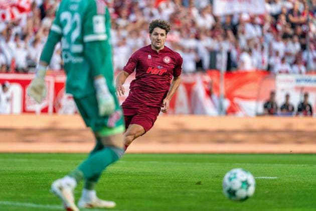 Enzo Wirtz (Fortuna Koeln, 09) laueft Louis Lord (Fortuna Düsseldorf, 22) aggresiv an Fortuna Köln vs. Fortuna Düsseldorf, Fussball, 3.Liga, 04.Spieltag, Saison 2026 27, 06.09.2026, DFL REGULATIONS PROHIBIT ANY USE OF PHOTOGRAPHS AS IMAGE SEQUENCES AND OR QUASI-VIDEO, Fortuna Köln vs. Fortuna Düsseldorf, Fussball, 3.Liga, 04.Spieltag, Saison 2026 27, 06.09.2026 Köln Copyright: xEibner-Pressefoto LukasxBaldygax EP_LBA