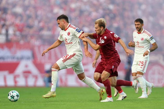 Yassine Bouchama (Fortuna Duesseldorf) und Georg Strauch (SC Fortuna Koeln) im Zweikampf waehrend des Spiels der 3. Liga zwischen SC Fortuna Koeln und Fortuna Duesseldorf, Suedstadion am 06. September 2026 in Koeln, Deutschland. (Foto von Oliver Kaelke DeFodi Images) +++ Yassine Bouchama (Fortuna Duesseldorf) und Georg Strauch (SC Fortuna Koeln) battle for the ball during the 3. Liga match between SC Fortuna Koeln and Fortuna Duesseldorf at Suedstadion on September 6, 2026 in Cologne, Germany. (Photo by Oliver Kaelke DeFodi Images) DFB DFL REGULATIONS PROHIBIT ANY USE OF PHOTOGRAPHS AS IMAGE SEQUENCES AND OR QUASI-VIDEO. (Photo by Oliver Kaelke DeFodi Images) -