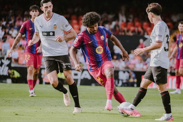 ESP: LaLiga EA Sports Valencia CF v FC Barcelona, Barca Karim Adeyemi of Barcelona during LaLiga EA Sports match between Valencia CF v FC Barcelona played at Mestalla Stadium, Valencia on September 6 2026 in Spain Spain Soccer Copyright: xAgenciaxLOFx