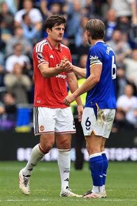 6th September 2026; Hill Dickinson Stadium, Liverpool, England; Premier League Football, Everton versus Manchester United, ManU Harry Maguire of Manchester United shakes hands with James Tarkowski of Everton at full time DavidxBlunsden