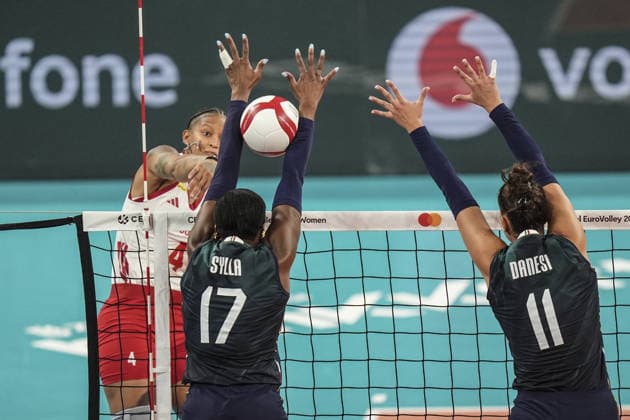 Italy v Turkiye - CEV EuroVolley 2026 ISTANBUL, TURKIYE - SEPTEMBER 6: Italy s Myriam Sylla (17) and Turkiye s Melissa Vargas (4) compete during the final match between Italy and Turkiye at the CEV EuroVolley 2026 Women s European Volleyball Championship at Sinan Erdem Sports Hall in Istanbul, Turkiye, on September 6, 2026. Agit Erdi Ulukaya Anadolu Istanbul Turkey. Editorial use only. Please get in touch for any other usage.  Copyright: x2026xAnadoluxAgitxErdixUlukayax