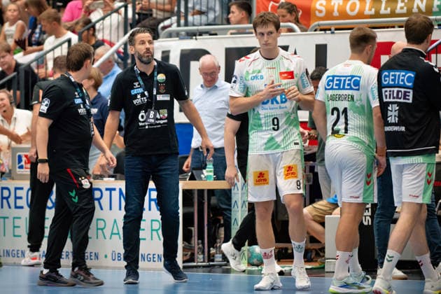 Bennet Wiegert, (SC Magdeburg, Trainer), HBW Balingen Weilstetten vs. SC Magdeburg, GER, Opel 1. Handball Bundesliga, Meisterschaft, Spieltag 3, Saison 2026 2027, 06.09.2026, Eibner-Pressefoto Andreas Ulmer HBW Balingen Weilstetten vs. SC Magdeburg, GER, Opel 1. Handball Bundesliga, Meisterschaft, Spieltag 3, Saison 2026 2027, 06.09.2026, Balingen Copyright: xEibner-Pressefoto AndreasxUlmerx EP_AUR