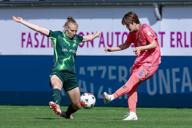 v.li.: Lieske Carleer (VfL Wolfsburg, 3) und Mei Shimada (SV Werder Bremen, 8) im Zweikampf, Duell, Dynamik, Aktion, Action, Spielszene, DIE DFB-RICHTLINIEN UNTERSAGEN JEGLICHE NUTZUNG VON FOTOS ALS SEQUENZBILDER UND ODER VIDEOÄHNLICHE FOTOSTRECKEN. DFB REGULATIONS PROHIBIT ANY USE OF PHOTOGRAPHS AS IMAGE SEQUENCES AND OR QUASI-VIDEO., 06.09.2026, Wolfsburg (Deutschland), Fussball, Google Pixel Frauen-Bundesliga, VfL Wolfsburg - SV Werder Bremen *** v li Lieske Carleer (VfL Wolfsburg), 3, and Mei Shimada (SV Werder Bremen), 8, in a one-on-one, duel, dynamic moment, action, game play, DFB REGULATIONS PROHIBIT ANY USE OF PHOTOGRAPHS AS SEQUENCE IMAGES AND OR VIDEO-LIKE PHOTO SERIES DFB REGULATIONS PROHIBIT ANY USE OF PHOTOGRAPHS AS IMAGE SEQUENCES AND OR QUASI-VIDEO, September 6, 2026, Wolfsburg, Germany, soccer, Google Pixel Women’s Bundesliga, VfL Wolfsburg vs. SV Werder Bremen xobx