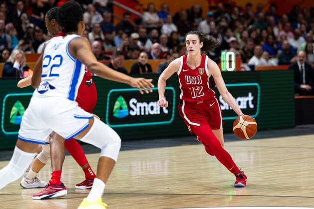 Caitlin Clark (USA, 12) im Dribbling, GER, Italien vs. USA, Basketball, FIBA Women s World Cup 2026, Gruppenphase, Spieltag 2, 06.09.2026 GER, Italien vs. USA, Basketball, FIBA Women s World Cup 2026, Gruppenphase, Spieltag 2, 06.09.2026 Berlin Copyright: xEibner-Pressefoto MaxxVincenx EP_MVN