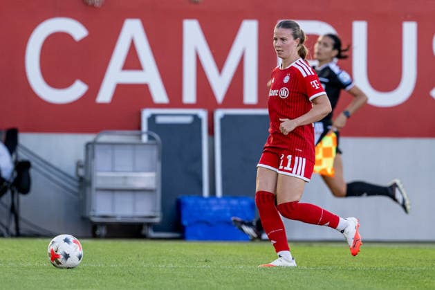 Sarah Mattner-Trembleau (FC Bayern Muenchen Frauen, 11) GER, FC Bayern Muenchen Frauen vs. SC Freiburg, Fussball, Google Pixel Frauen-Bundesliga, 3. Spieltag, Saison 2026 2027, 06.09.2026 (DFL DFB REGULATIONS PROHIBIT ANY USE OF PHOTOGRAPHS as IMAGE SEQUENCES and or QUASI-VIDEO). Foto: HMB Media Heike Feiner *** Sarah Mattner Trembleau, FC Bayern Munich Women, 11 GER, FC Bayern Munich Women vs. SC Freiburg, Soccer, Google Pixel Women s Bundesliga, Matchday 3, 2026–2027 Season, September 6, 2026 DFL DFB regulations prohibit any use of photographs as image sequences and or quasi-video. Photo: HMB Media, Heike Feiner Copyright: HMBxMedia HeikexFeiner