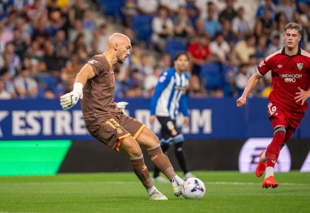 ESP: LaLiga EA Sports RCD Espanyol v Sevilla FC Marko Dmitrovic of Espanyol during LaLiga EA Sports between RCD Espanyol v Sevilla FC played at RCDE Stadium in El Prat de Llobregat, Barcelona on September 6, 2026 in Spain Spain Futbol Copyright: xAgenciaxLOFx