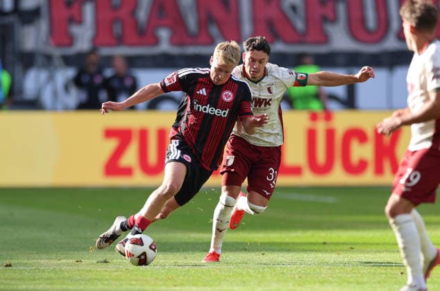 06.09.2026, Fussball Bundesliga, Eintracht Frankfurt - FC Augsburg, v.l., Jonathan Burkardt (Eintracht Frankfurt), Fabian Rieder (FC Augsburg) DFL DFB REGULATIONS PROHIBIT ANY USE OF PHOTOGRAPHS AS IMAGE SEQUENCES AND OR QUASI-VIDEO. xdcx *** September 6, 2026, Bundesliga, Eintracht Frankfurt vs. FC Augsburg, from left: Jonathan Burkardt (Eintracht Frankfurt), Fabian Rieder (FC Augsburg). DFL and DFB regulations prohibit any use of photographs as image sequences and or quasi-video. xdcx Copyright: HMBxMedia Claus