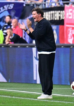 06.09.2026,GER Fußball, Männer, 1.BL, Spieltag 2, Saison 2026 2027, Hamburg, Hamburger SV vs 1.FSV Mainz 05 Trainer Merlin Polzin (HSV) DFB DFL regulations prohibit any use of photographs as image sequences and or quasi-video) Hamburg Volksparkstadion Hamburg Deutschland *** September 6, 2026, German Soccer, Men s, 1st Division, Matchday 2, 2026–2027 Season, Hamburg, Hamburger SV vs. 1. FSV Mainz 05 Coach Merlin Polzin HSV DFB DFL regulations prohibit any use of photographs as image sequences and or quasi-video Hamburg Volksparkstadion Hamburg, Germany Copyright: xnordphotoxGmbH xWitkex