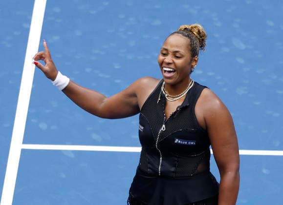 Taylor Townsend reacts after losing a point in the first set of her straight sets defeat to Aryna Sabalenka of Belarus in Arthur Ashe Stadium in the 4th round at the 2026 US Open Tennis Championship at the USTA Billie Jean King National Tennis Center in New York City on Sunday, September 6, 2026.  NYP20260906105 JOHNxANGELILLO