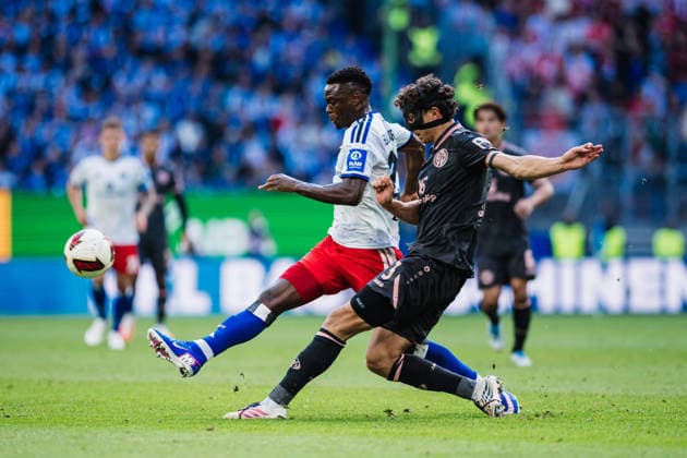1. Bundesliga: Hamburger SV vs. 1. FSV Mainz 05, 06.09.2026 Patson Daka (Hamburger SV, 27) gegen Fabio Gruber (1. FSV Mainz 05, 3); Fußball, 1. Bundesliga, 2. Spieltag: Hamburger SV vs. 1. FSV Mainz 05 am 06.09.2026 im Volksparkstadion, Hamburg DFL REGULATIONS PROHIBIT ANY USE OF PHOTOGRAPHS AS IMAGE SEQUENCES AND OR QUASI-VIDEO. *** 1 Bundesliga: Hamburger SV vs. 1 FSV Mainz 05, September 6, 2026; Patson Daka (Hamburger SV), 27, vs. Fabio Gruber (1 FSV Mainz 05), 3; Soccer, 1 Bundesliga, Matchday 2: Hamburger SV vs. 1 FSV Mainz 05 on September 6, 2026, at the Volksparkstadion, Hamburg. DFL regulations prohibit any use of photographs as image sequences and or quasi-video. Copyright: xBEAUTIFULxSPORTS Tonhäuserx