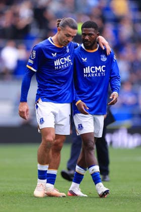 Football - Premier League - Everton v Manchester United, ManU 6th September 2026 - Premier League - Everton v Manchester United - Jack Grealish of Everton (L) puts his arm around Ainsley Maitland-Niles of Everton after the match - Photo: Simon Stacpoole Offside. Liverpool UK Copyright: xSimonxStacpoolexOffside