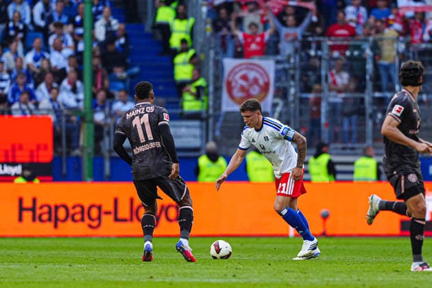 Ransford Yeboah Königsdörffer (1. FSV Mainz 05, 11), Nicolai Remberg (Hamburger SV, 21) GER, Hamburger SV vs. 1. FSV Mainz 05, Fußball, 1. Bundesliga, Spieltag 02, Saison 2026 2027, 06.09.2026 DFL REGULATIONS PROHIBIT ANY USE OF PHOTOGRAPHS AS IMAGE SEQUENCES AND OR QUASI-VIDEO GER, Hamburger SV vs. 1. FSV Mainz 05, Fußball, 1. Bundesliga, Spieltag 02, Saison 2026 2027, 06.09.2026 Hamburg *** Ransford Yeboah Königsdörffer, 1 FSV Mainz 05, 11, Nicolai Remberg, Hamburger SV, 21 GER, Hamburger SV vs. 1 FSV Mainz 05, Soccer, Bundesliga 1, Matchday 02, 2026–2027 Season, September 6, 2026 DFL regulations prohibit any use of photographs as image sequences and or quasi-video GER, Hamburger SV vs. 1. FSV Mainz 05, soccer, 1st Bundesliga, Matchday 2, 2026–2027 Season, September 6, 2026, Hamburg Copyright: xEibner-Pressefoto MarcelxvonxFehrnx EP_MFN