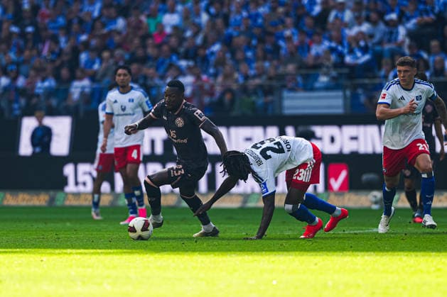 Sheraldo Becker (1. FSV Mainz 05, 23), Jordan Torunarigha (Hamburgr SV, 23) GER, Hamburger SV vs. 1. FSV Mainz 05, Fußball, 1. Bundesliga, Spieltag 02, Saison 2026 2027, 06.09.2026 DFL REGULATIONS PROHIBIT ANY USE OF PHOTOGRAPHS AS IMAGE SEQUENCES AND OR QUASI-VIDEO GER, Hamburger SV vs. 1. FSV Mainz 05, Fußball, 1. Bundesliga, Spieltag 02, Saison 2026 2027, 06.09.2026 Hamburg *** Sheraldo Becker, 1. FSV Mainz 05, 23, Jordan Torunarigha, Hamburger SV, 23 (GER), Hamburger SV vs. 1. FSV Mainz 05, Soccer, Bundesliga 1, Matchday 02, 2026–2027 Season, September 6, 2026 DFL regulations prohibit any use of photographs as image sequences and or quasi-video GER, Hamburger SV vs. 1 FSV Mainz 05, soccer, 1st Bundesliga, Matchday 02, 2026–2027 Season, September 6, 2026, Hamburg Copyright: xEibner-Pressefoto MarcelxvonxFehrnx EP_MFN
