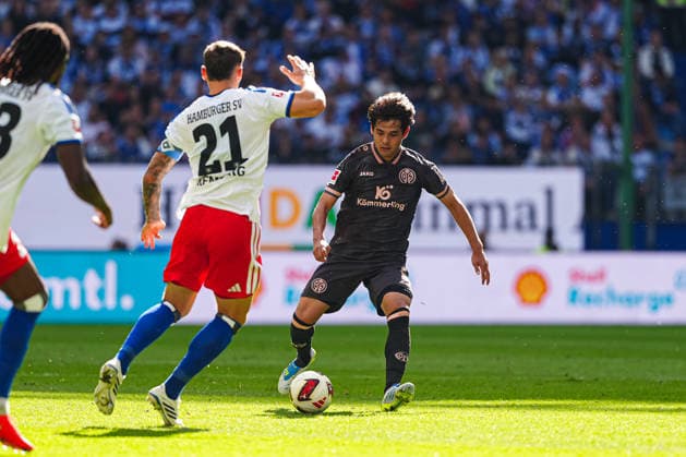 Nicolai Remberg (Hamburger SV, 21), Kaishu Sano (1. FSV Mainz 05, 06) GER, Hamburger SV vs. 1. FSV Mainz 05, Fußball, 1. Bundesliga, Spieltag 02, Saison 2026 2027, 06.09.2026 DFL REGULATIONS PROHIBIT ANY USE OF PHOTOGRAPHS AS IMAGE SEQUENCES AND OR QUASI-VIDEO GER, Hamburger SV vs. 1. FSV Mainz 05, Fußball, 1. Bundesliga, Spieltag 02, Saison 2026 2027, 06.09.2026 Hamburg *** Nicolai Remberg, Hamburger SV, 21, Kaishu Sano, 1. FSV Mainz 05, 06 GER, Hamburger SV vs. 1. FSV Mainz 05, Soccer, Bundesliga 1, Matchday 02, 2026–2027 Season, September 6, 2026 DFL regulations prohibit any use of photographs as image sequences and or quasi-video GER, Hamburger SV vs. 1. FSV Mainz 05, soccer, 1st Bundesliga, Matchday 02, 2026–2027 Season, September 6, 2026, Hamburg Copyright: xEibner-Pressefoto MarcelxvonxFehrnx EP_MFN