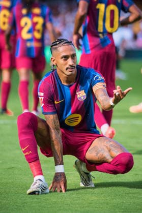 Valencia CF v FC Barcelona, Barca - LaLiga EA Sports 2026 27 VALENCIA, SPAIN - SEPTEMBER 6: Raphinha of FC Barcelona celebrates after scoring his team s fouth goal during the LaLiga EA Sports 2026 27 match between Valencia CF and FC Barcelona at Mestalla Stadium on September 6, 2026, in Valencia, Spain. (Photo by Alvaro Oliver Photo Players Images Magara Press) Valencia Mestalla Stadium Spain Copyright: xFranciscoxMaciax