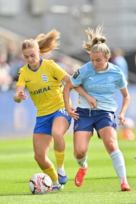 Manchester City versus Birmingham City in the Barclays WSL at the Joie Stadium Featuring: Lily Crosthwaite, Lauren Hemp Where: Manchester, United Kingdom When: 06 Sep 2026 Credit: Graham Finney Cover Images EDITORIAL USE ONLY. NOT FOR USE BY NEWSPAPERS BASED IN THE UK. Copyright: xx coverimg55988956